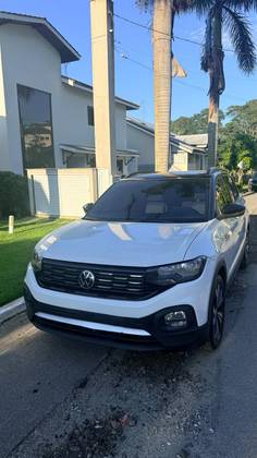 VOLKSWAGEN T-CROSS 1.0 200 TSI TOTAL FLEX COMFORTLINE AUTOMÁTICO